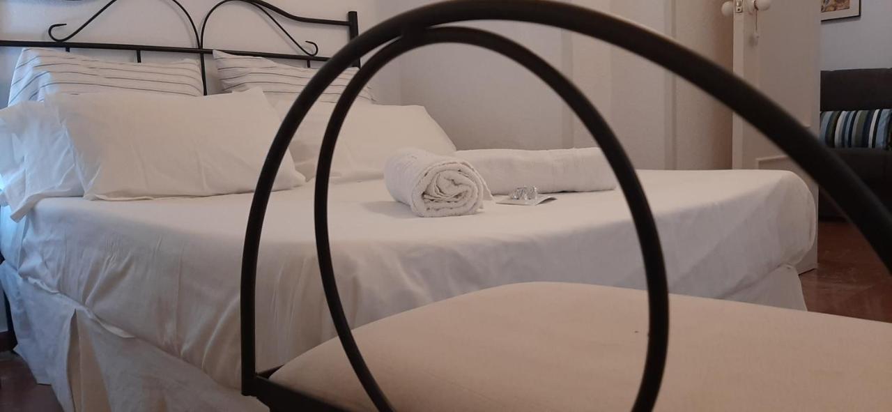 Apartamento Descalzos Sevilha Exterior foto